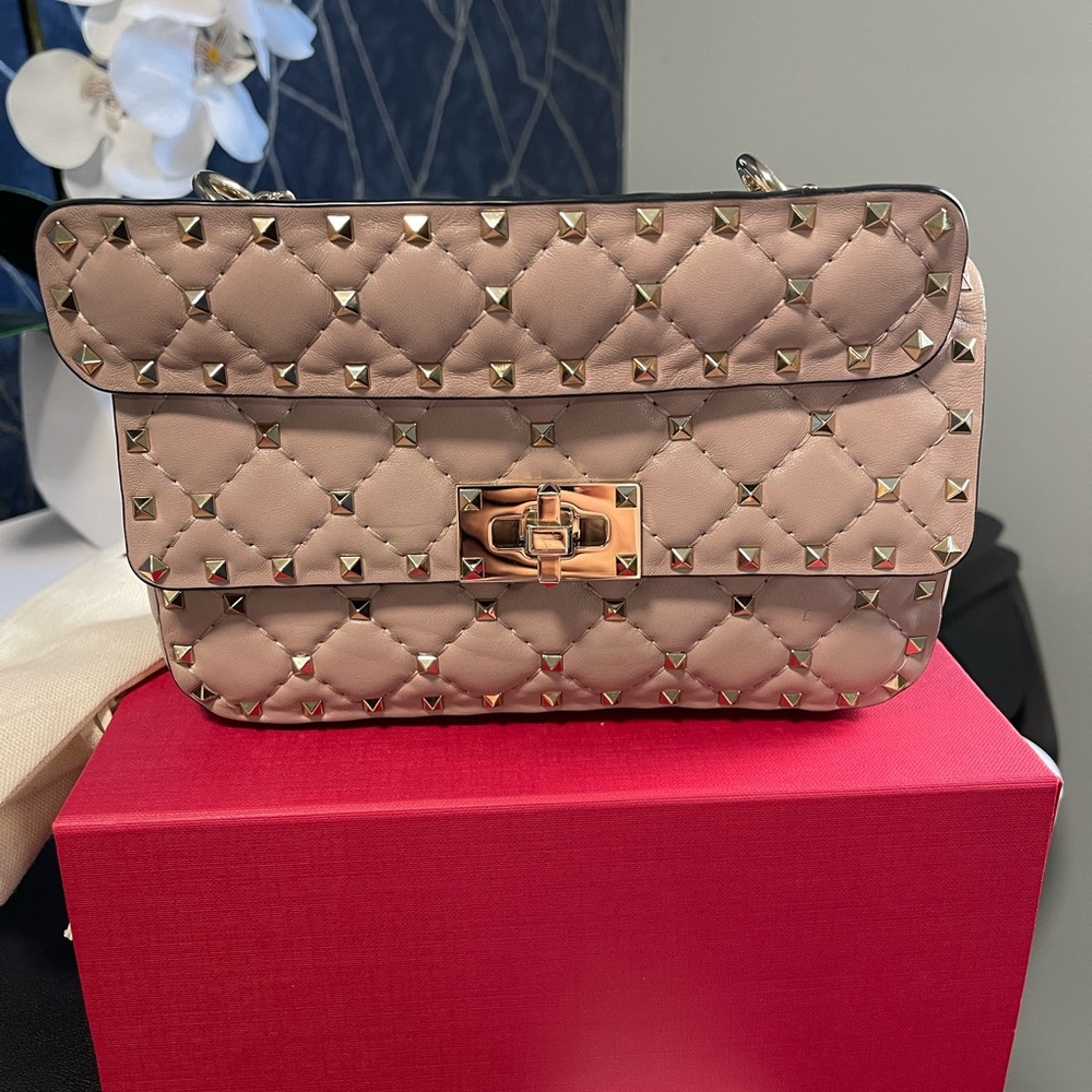 Valentino Garavani rockstud bag
